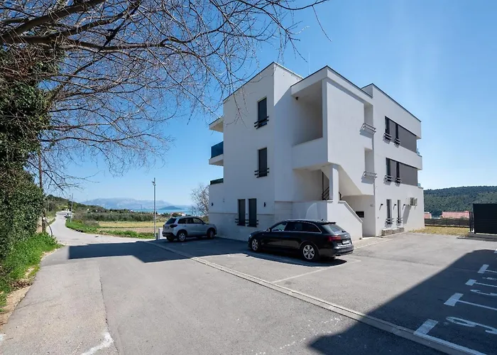 Apartament With Terrace Trogir